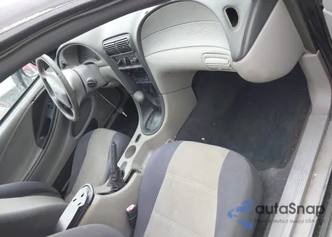 2002 Ford Mustang z USA, uszkodzony, nr VIN 1FAFP40482F199367